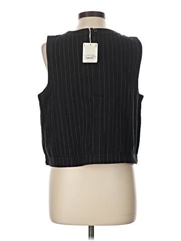 a.n.a. A New Approach Sleeveless Blouse (view 2)