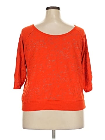 Xhilaration 3/4 Sleeve Top (view 2)
