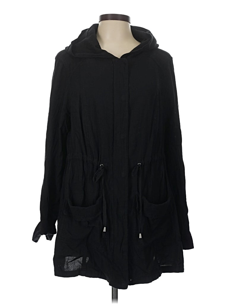 Pre-owned Torrid Raincoat In Black