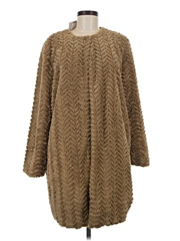 Carmen Carmen Marc Valvo Coat (view 1)