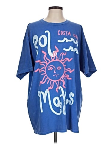 Urban Outfitters Short Sleeve T-Shirt (view 1)