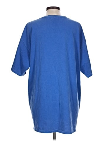 Urban Outfitters Short Sleeve T-Shirt (view 2)