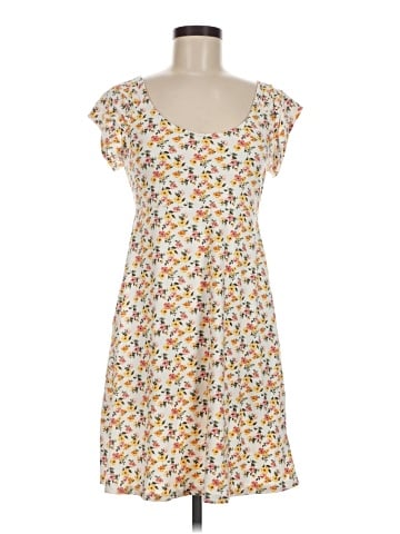 Urban Outfitters Casual Dress (view 1)