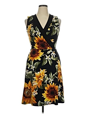 White House Black Market Cocktail Dress (view 1)