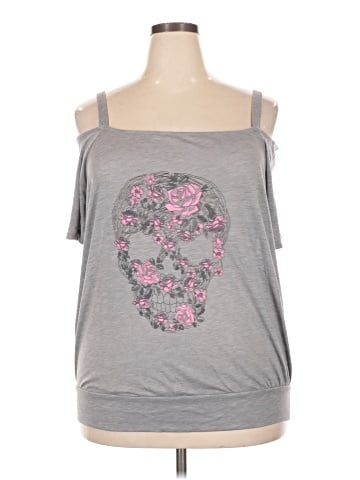 Twist Tees Short Sleeve Top (view 1)
