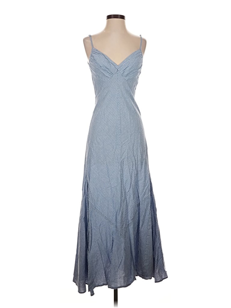 Pre-owned Noam Casual Dress In Blue