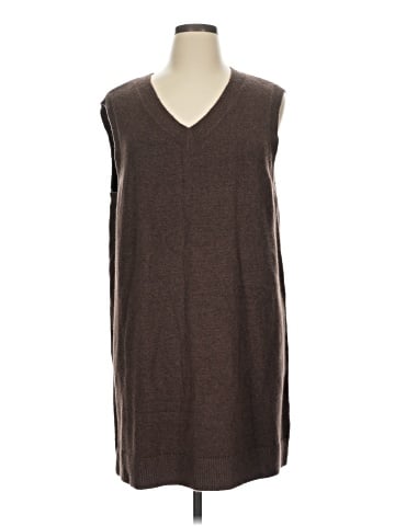 Old Navy Casual Dress (view 1)