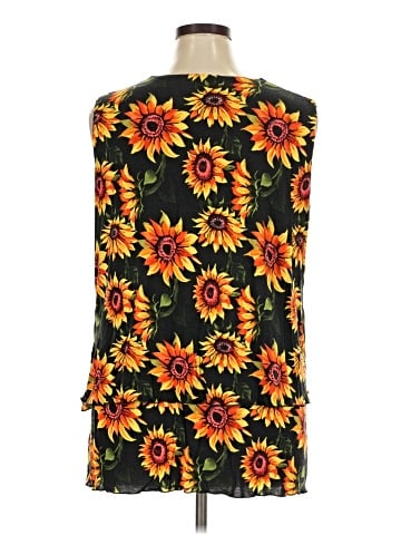 North Style Sleeveless Blouse (view 2)