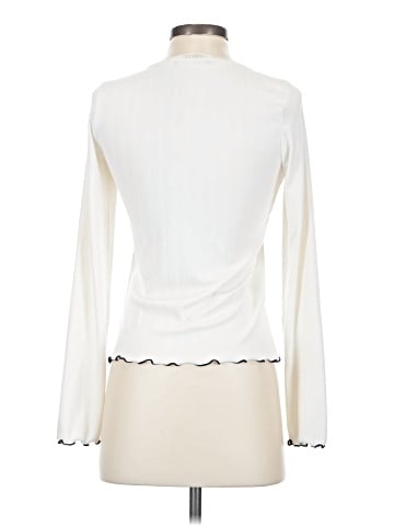 Abercrombie & Fitch Long Sleeve T-Shirt (view 2)