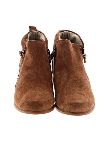 Munro American Ankle Boots (view 2)