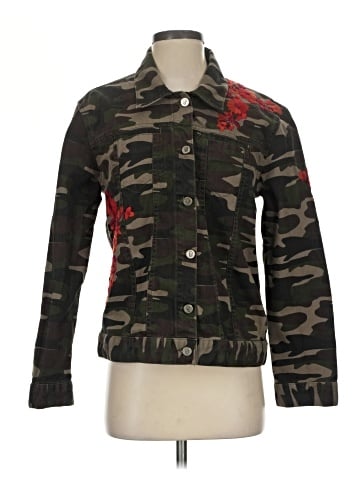 Pilcro and the Letterpress Jacket (view 1)