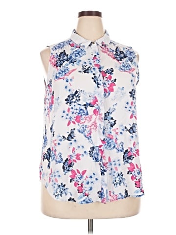 Elle Sleeveless Blouse (view 1)