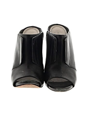 Pour La Victoire Heels (view 2)