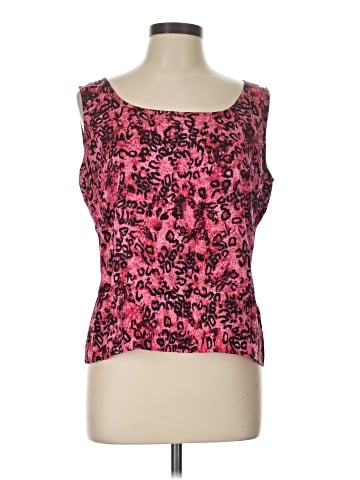 St. John Sleeveless Top (view 1)