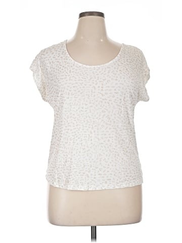 Jennifer Lopez Sleeveless T-Shirt (view 1)