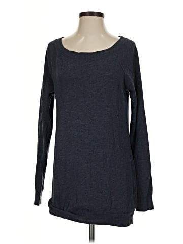Victoria's Secret Long Sleeve T-Shirt (view 1)