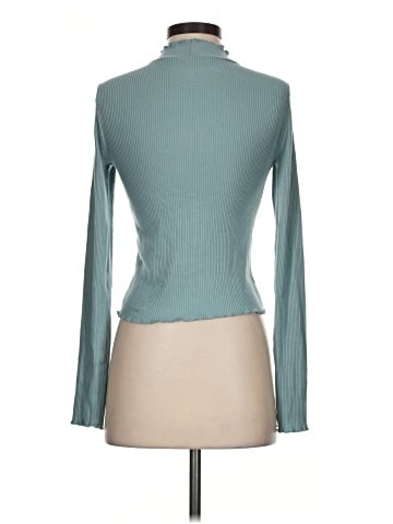 American Eagle Outfitters Long Sleeve Turtleneck (view 2)