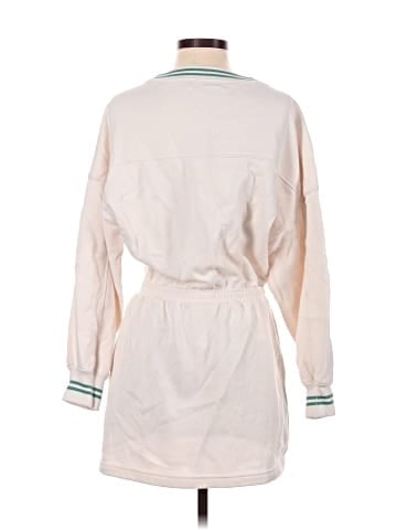 Abercrombie & Fitch 3/4 Sleeve Blouse (view 2)