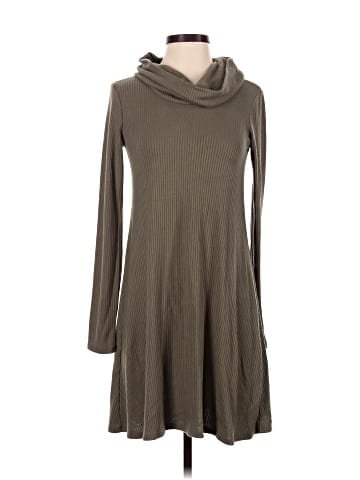 Socialite Long Sleeve Top (view 1)