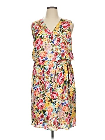 Julia Jordan Casual Dress (view 1)
