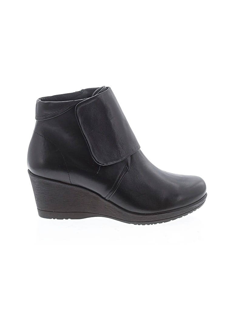 Pre-owned Dansko Ankle Boots In Black
