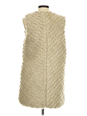 BB Dakota Faux Fur Vest (view 2)