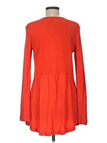 t.la Long Sleeve T-Shirt (view 2)