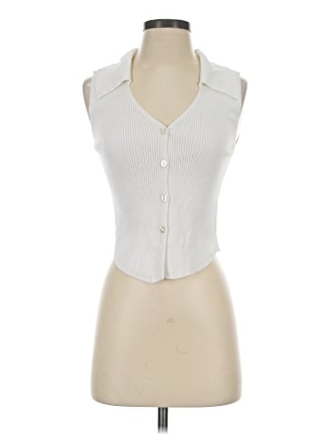 No Comment Sleeveless Button-Down Shirt (view 1)