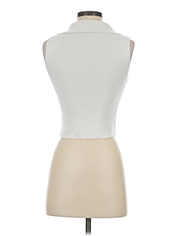 No Comment Sleeveless Button-Down Shirt (view 2)