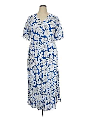 Sonoma Goods for Life Casual Dress (view 1)