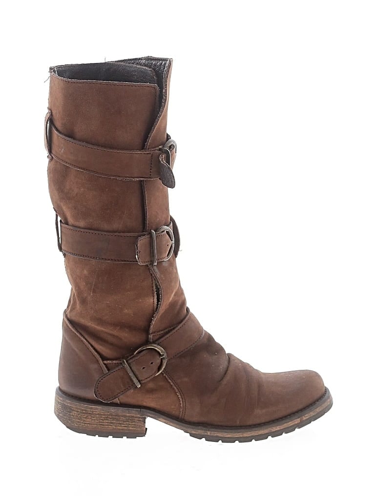 Pre-owned Steve Madden Boots In Brown