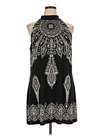 Monroe and Main Casual Dress (view 1)