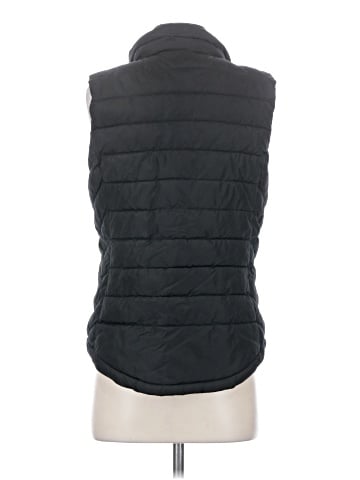 Gap Outlet Vest (view 2)