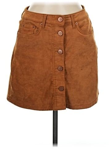 No Boundaries Casual Skirt (view 1)
