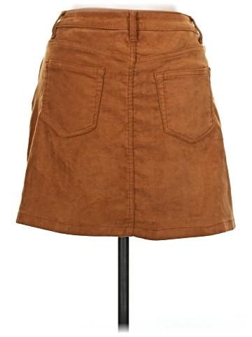 No Boundaries Casual Skirt (view 2)