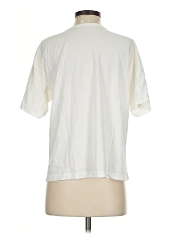 Victoria's Secret Short Sleeve T-Shirt (view 2)
