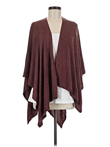 Simply Noelle Poncho (view 1)