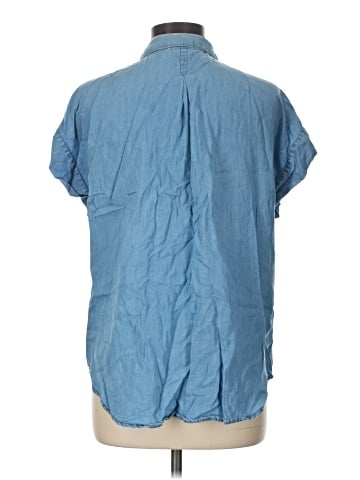 Holding Horses Short Sleeve Button-Down Shirt (view 2)
