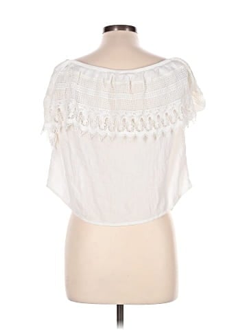 Socialite Sleeveless Blouse (view 2)