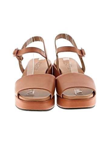 Camper Wedges (view 2)