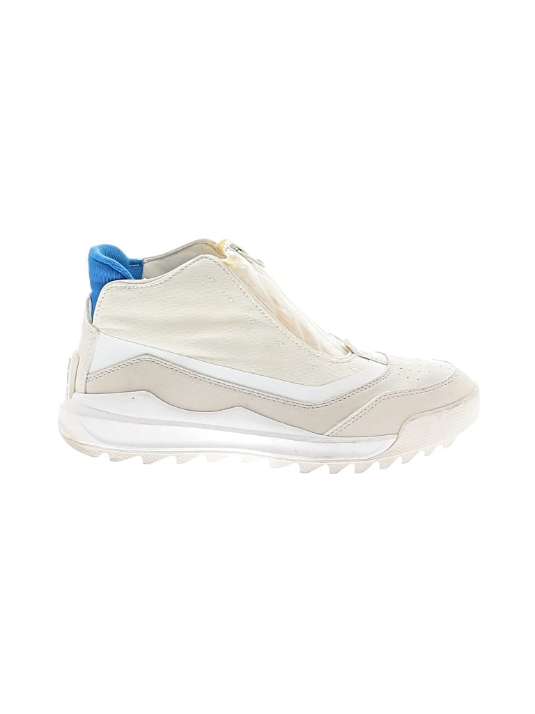 Pre-owned Sorel Sneakers In White