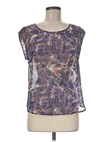 Charlie Jade Short Sleeve Top (view 1)