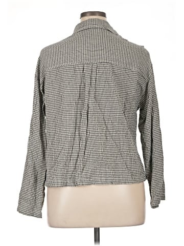 Max Studio 3/4 Sleeve Button-Down Shirt (view 2)