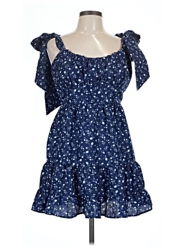 Francesca's Casual Dress (view 1)
