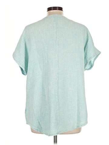 Jess & Jane Short Sleeve Blouse (view 2)