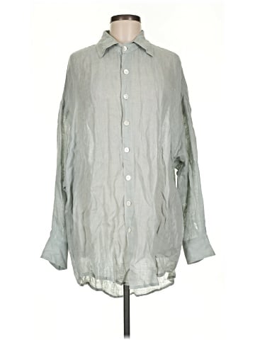 Vitamin A 3/4 Sleeve Button-Down Shirt (view 1)