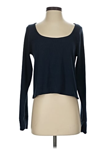 Gilly Hicks Long Sleeve T-Shirt (view 1)