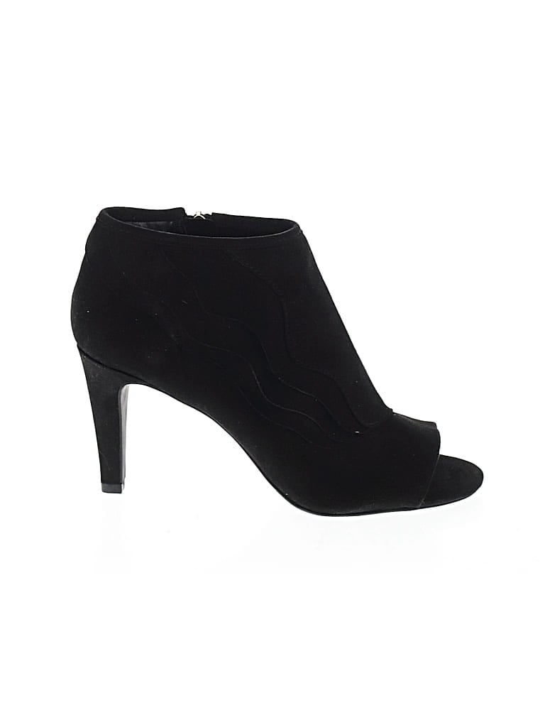 Pre-owned Liz Claiborne Ankle Boots In Black