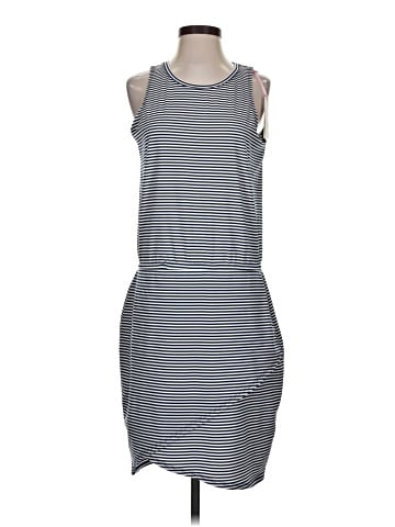 Vineyard Vines Casual Dress (view 1)