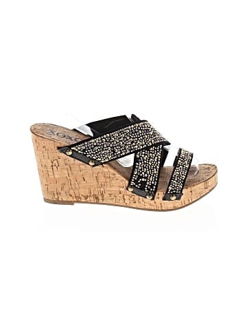 XOXO Wedges (view 1)